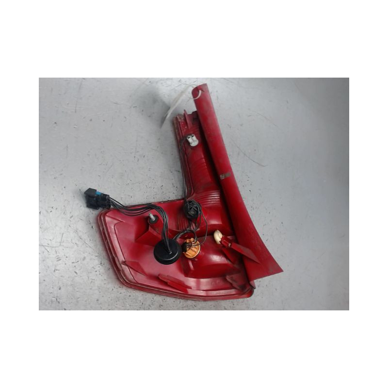 FEU ARRIERE DROIT CITROEN C4 2008-