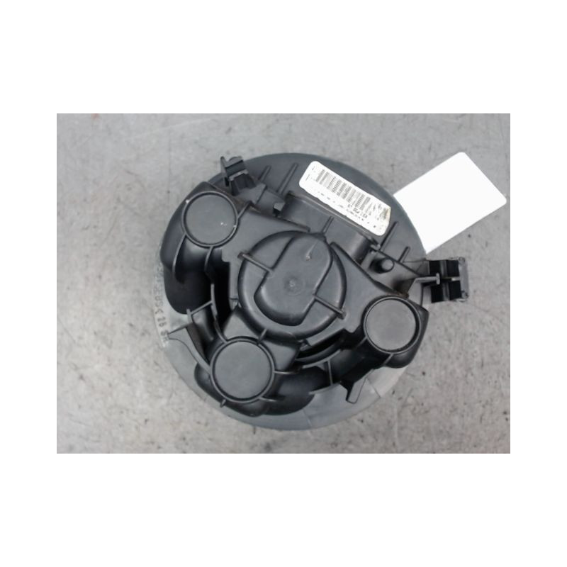MOTEUR VENTILATEUR CHAUFFAGE DACIA LOGAN 4 P 05-08