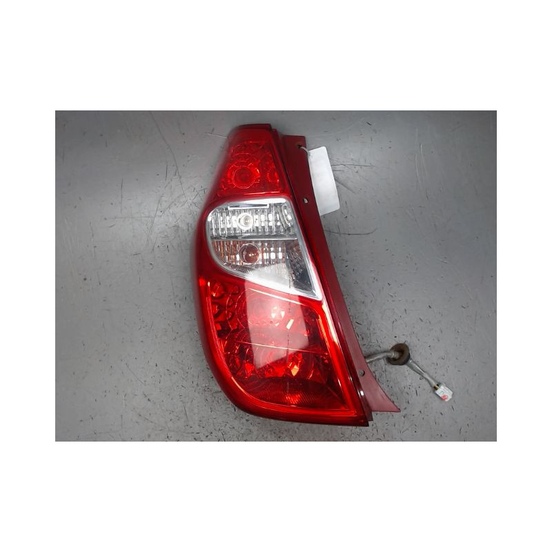 FEU ARRIERE GAUCHE  HYUNDAI I10