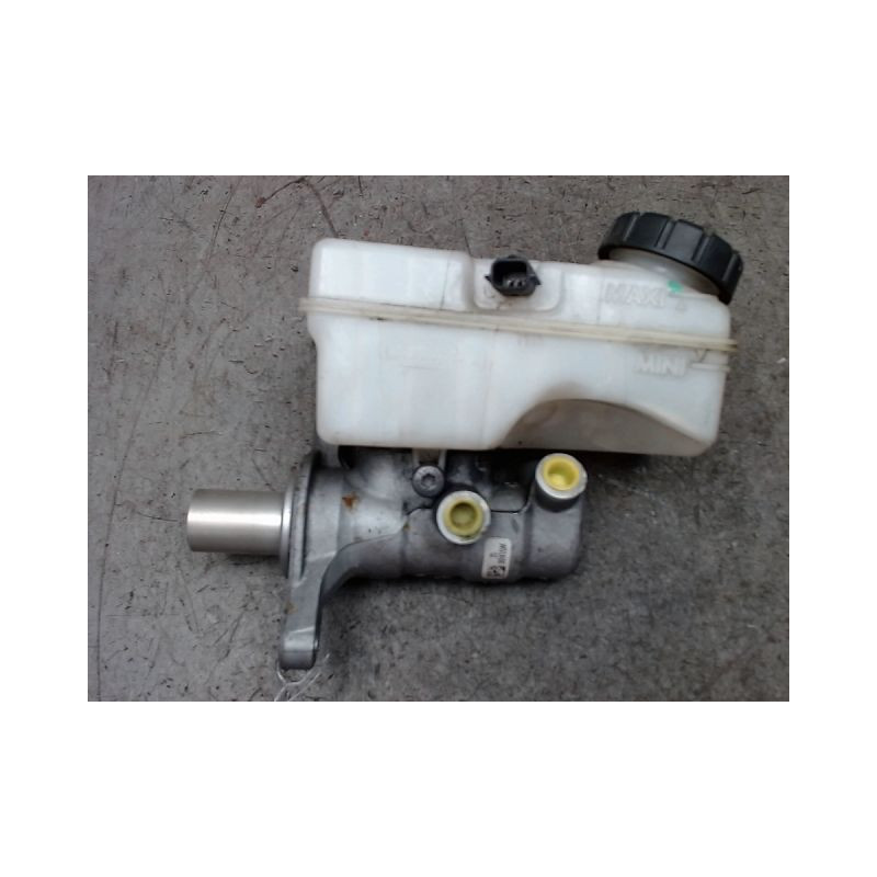 MAITRE CYLINDRE RENAULT CLIO 4 PHASE 1 1.6I - 16V RS T