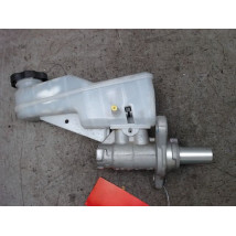 MAITRE CYLINDRE OPEL INSIGNIA
