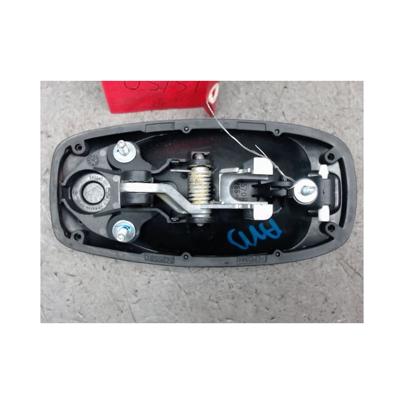 POIGNEE EXTERIEURE PORTE AVANT DROIT FIAT QUBO DIESEL