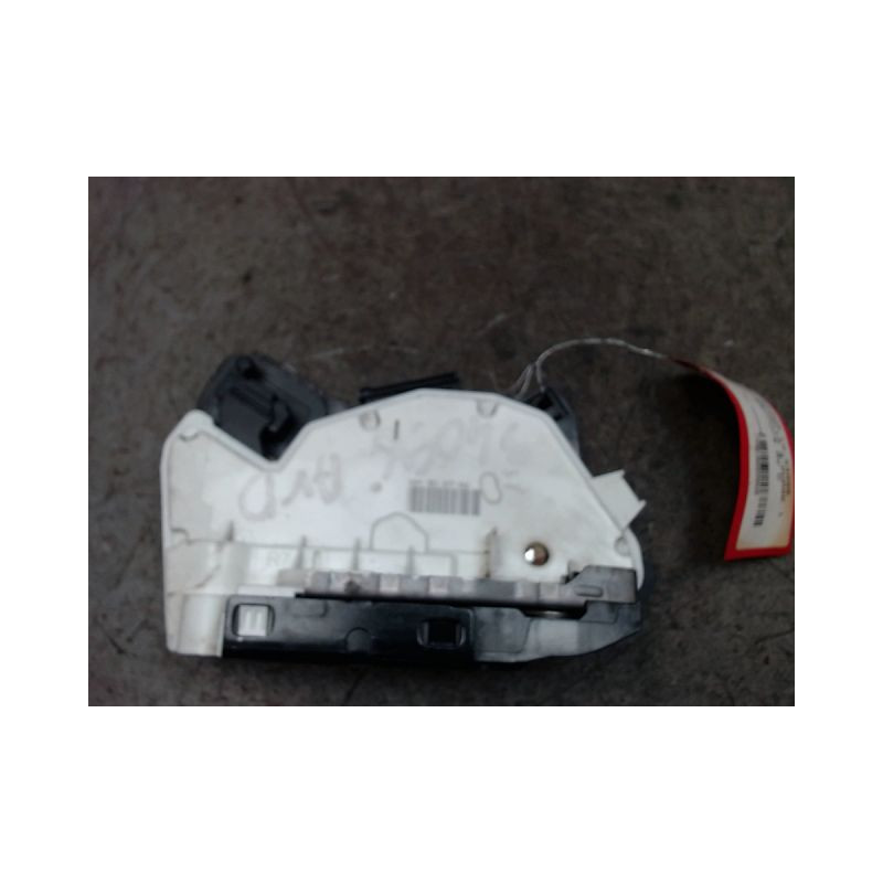 SYSTEME CONDAMNATION AVANT DROIT SKODA OCTAVIA