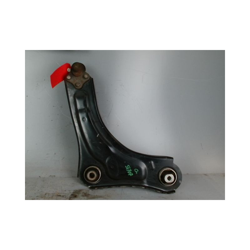 TRIANGLE INFERIEUR AVANT GAUCHE RENAULT MEGANE