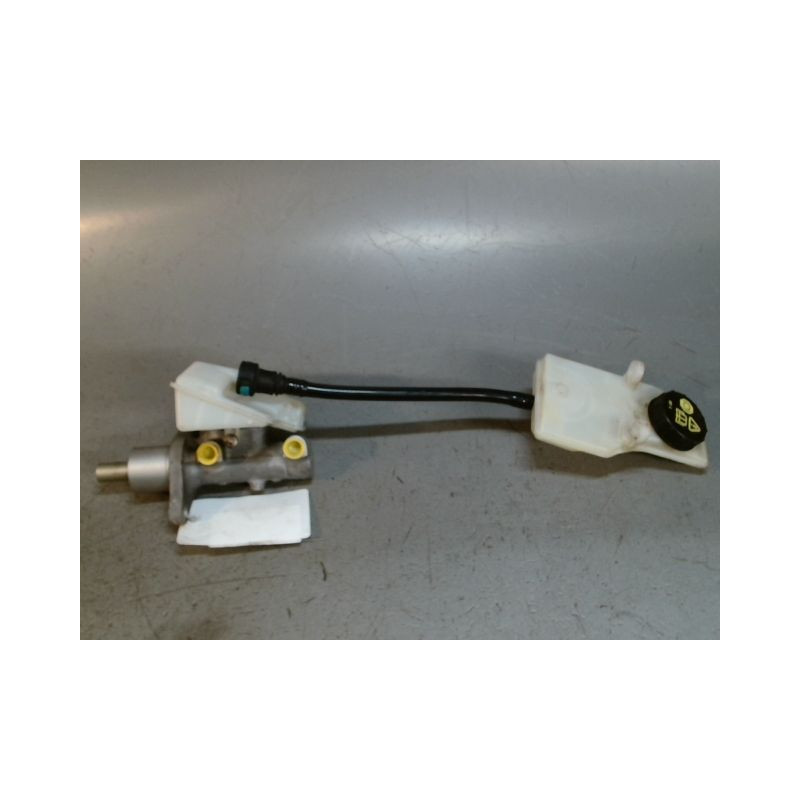MAITRE CYLINDRE FORD C-MAX