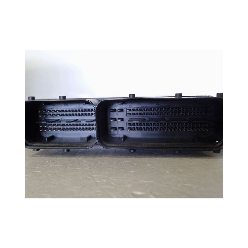 CALCULATEUR MOTEUR AUDI A3
