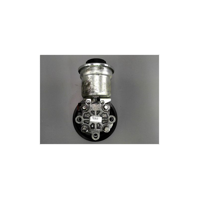 POMPE DIRECTION ASSISTEE TOYOTA COROLLA VERSO 2004-2007