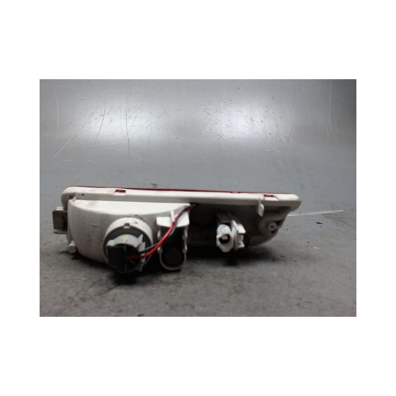 FEU BROUILLARD ARRIERE DROIT SUZUKI IGNIS 03-