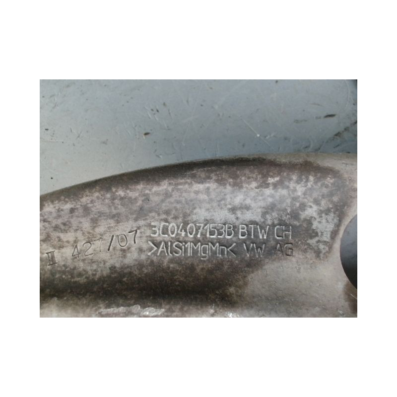 TRIANGLE INFERIEUR AVANT GAUCHE VOLKSWAGEN PASSAT 5 BREAK DIESEL
