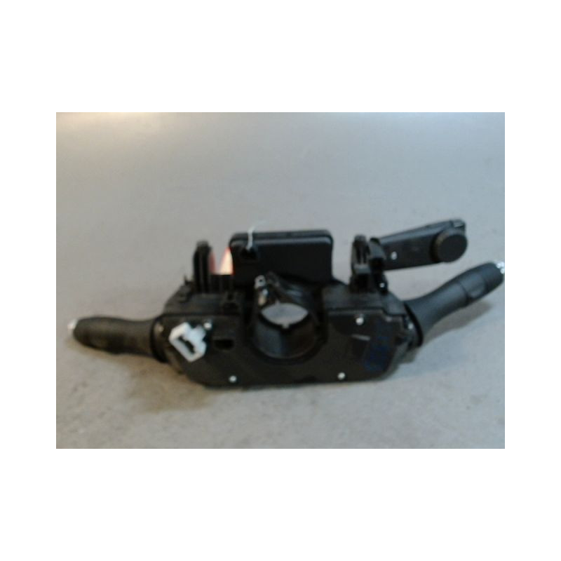 BLOC COMMODOS RENAULT CLIO 5  ESSENCE