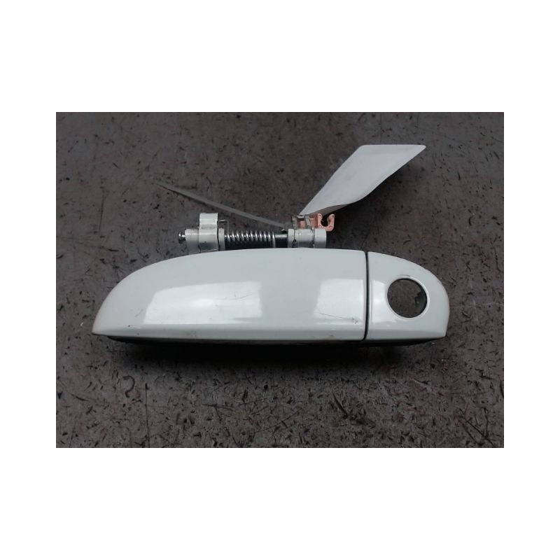 POIGNEE EXTERIEURE PORTE AVANT GAUCHE HYUNDAI I10