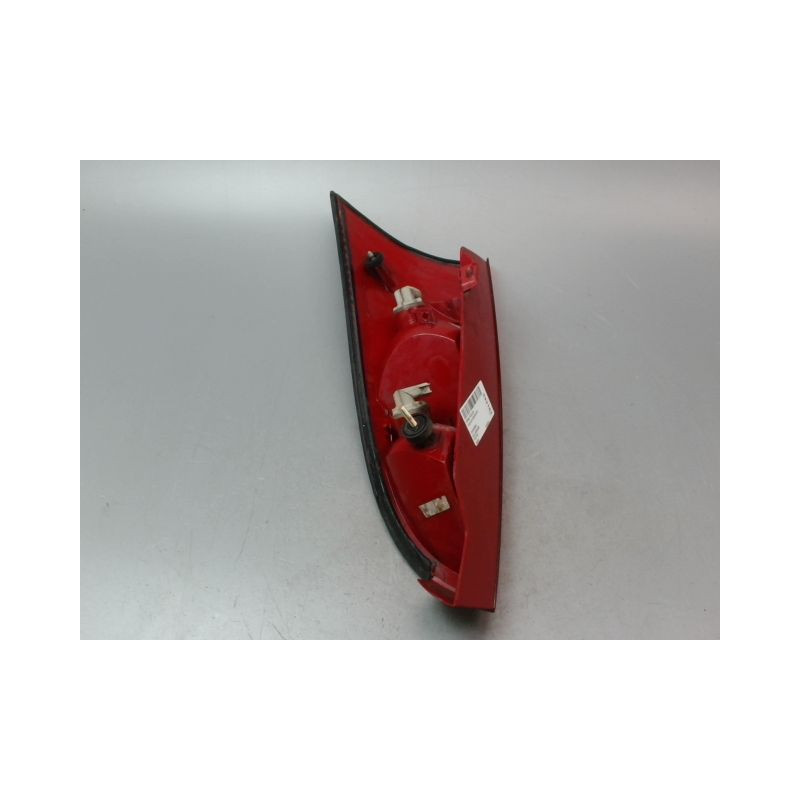 FEU ARRIERE DROIT FORD FOCUS I 1998-2004