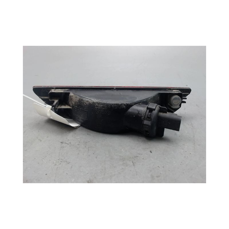 FEU BROUILLARD CENTRAL ARRIERE NISSAN NOTE I Phase 1 2006-2009