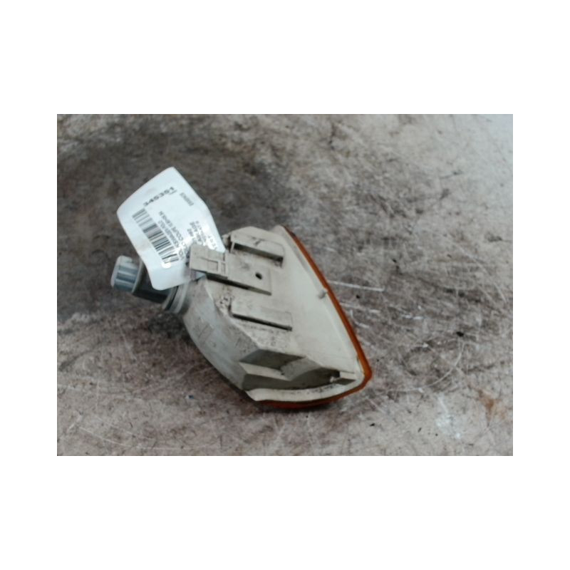 CLIGNOTANT GAUCHE VOLKSWAGEN POLO COUPE 90-94