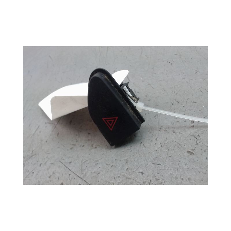BOUTON DE WARNING RENAULT CLIO IV Phase 1 2012-...