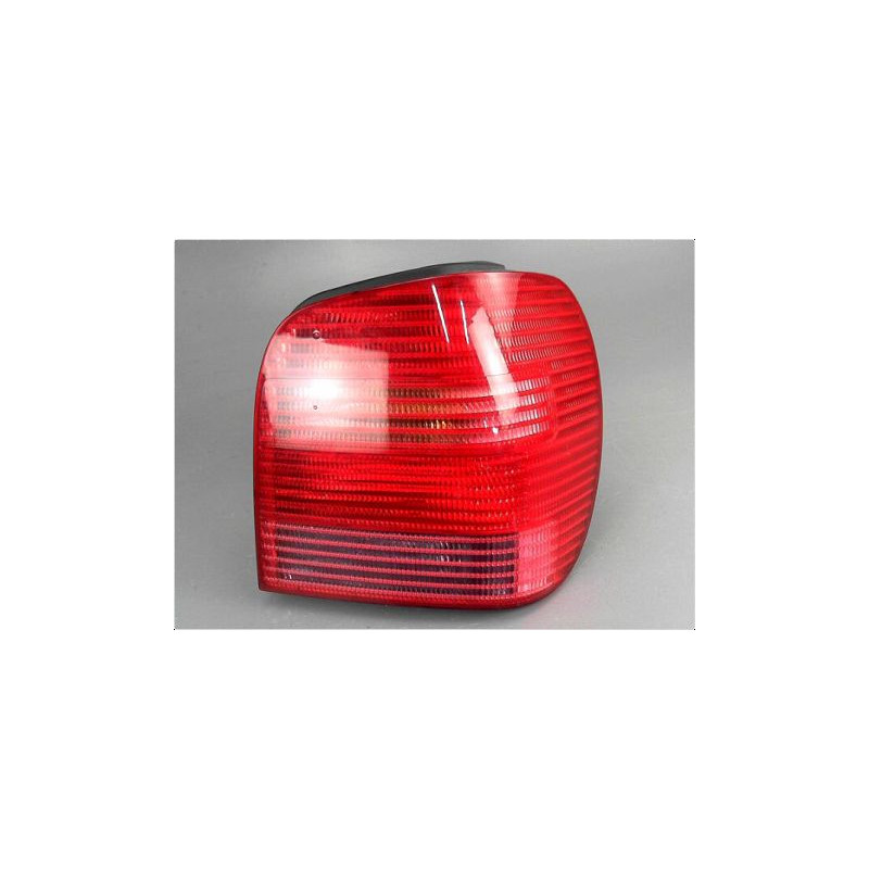 FEU ARRIERE DROIT VOLKSWAGEN POLO III PH2 99-2001
