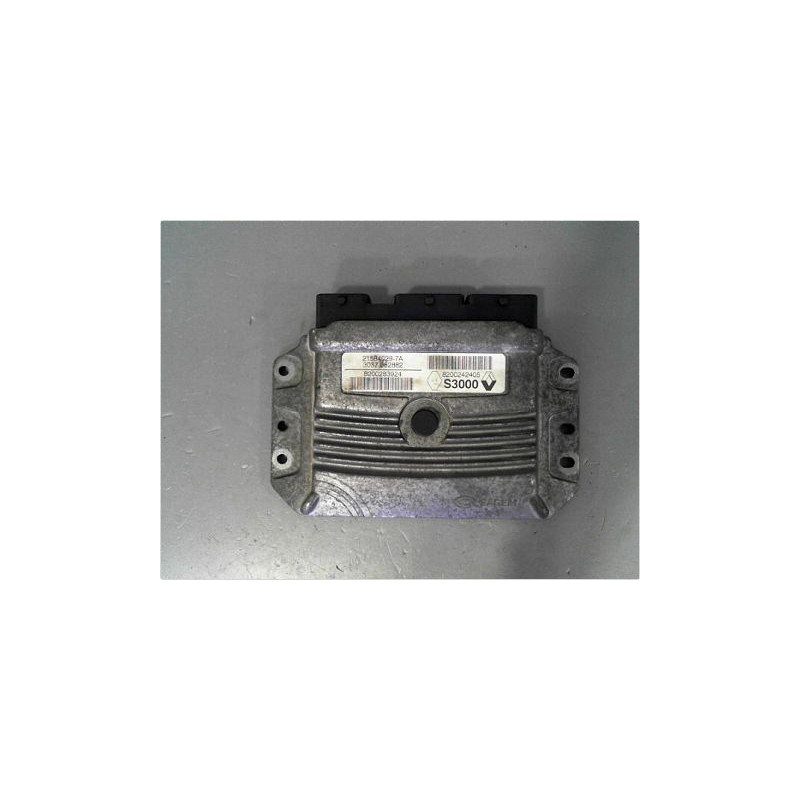 CALCULATEUR MOTEUR RENAULT MEGANE II PH1 COUPE 02-05