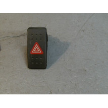 BOUTON DE WARNING SUZUKI SWIFT 3 DIESEL
