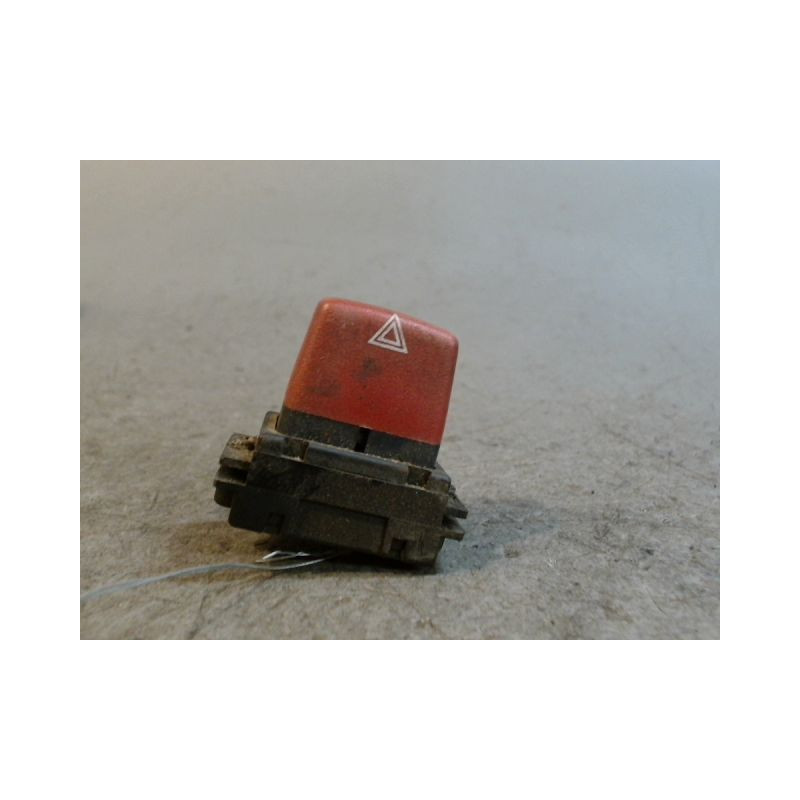 BOUTON DE WARNING RENAULT SAFRANE