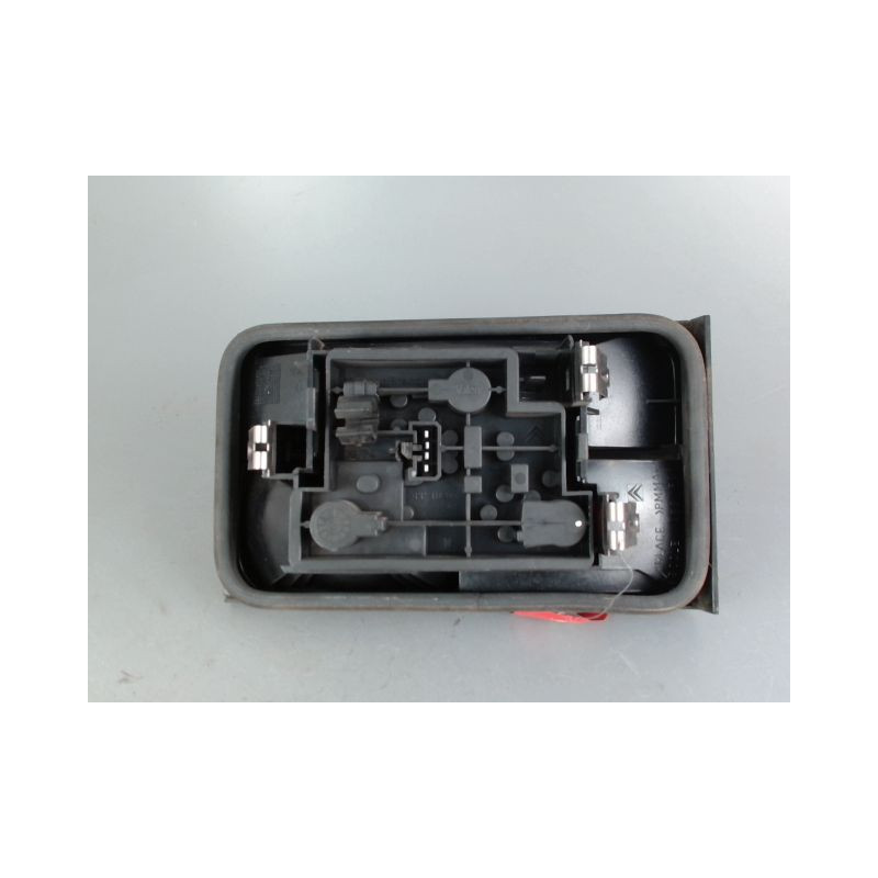 FEU ARRIERE INTERIEUR GAUCHE CITROEN XANTIA PHASE 1 GASOIL
