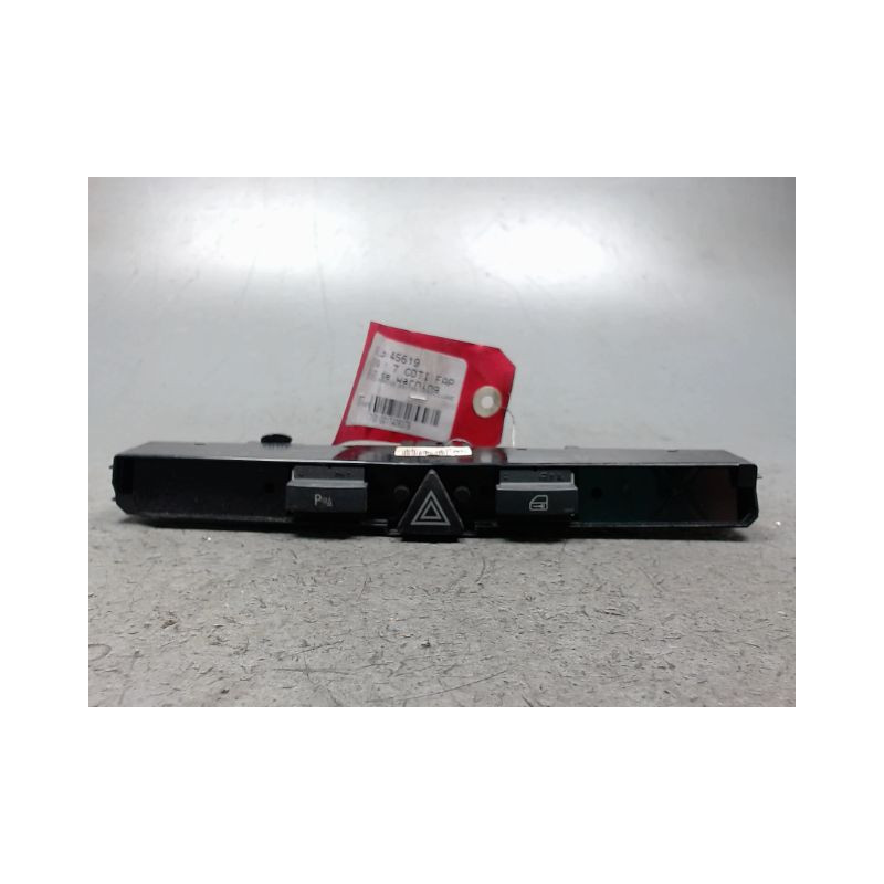 BOUTON DE WARNING OPEL ZAFIRA B PHASE 2 DIESEL