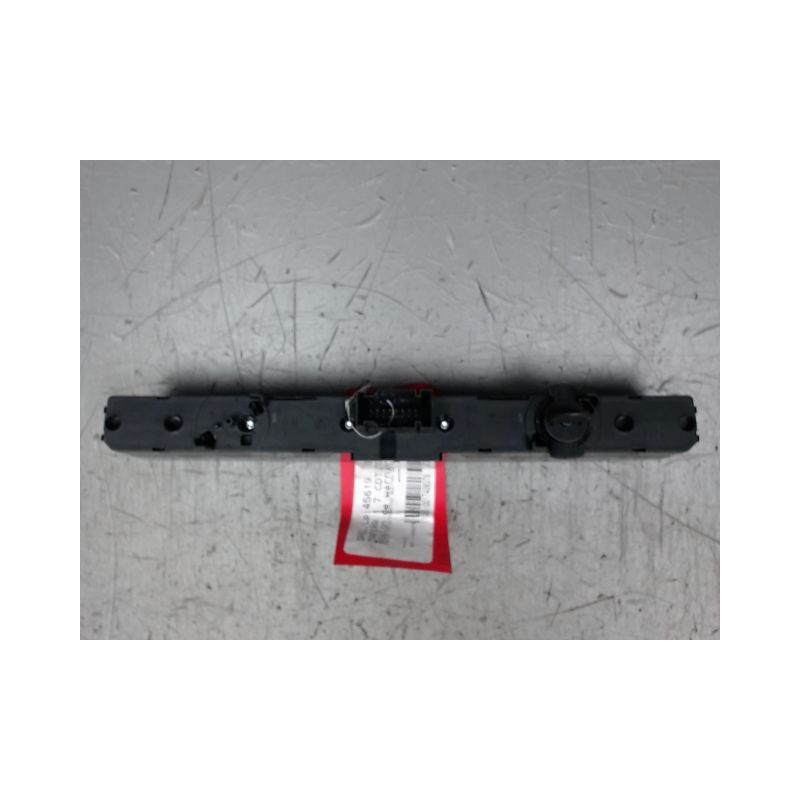 BOUTON DE WARNING OPEL ZAFIRA B PHASE 2 DIESEL