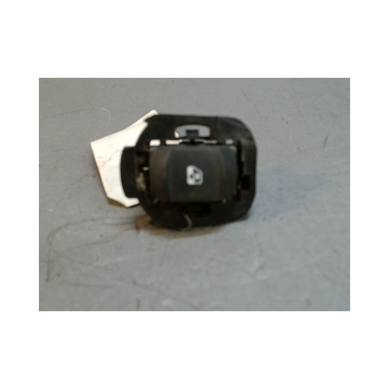 COMMANDE LEVE-GLACE PORTE AVD RENAULT LAGUNA 2 PHASE 2 GASOIL