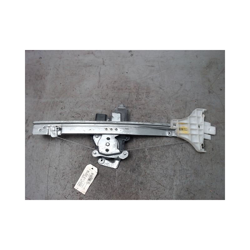 MECANISME+MOTEUR LEVE-GLACE ARRIERE DROIT FORD MONDEO 2 ESSENCE