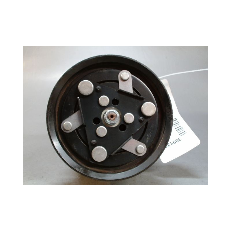 COMPRESSEUR AIR CONDITIONNE RENAULT MEGANE