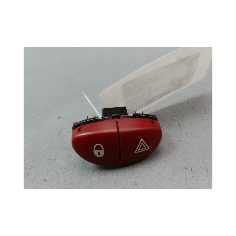 BOUTON DE WARNING PEUGEOT 206 1998-2009