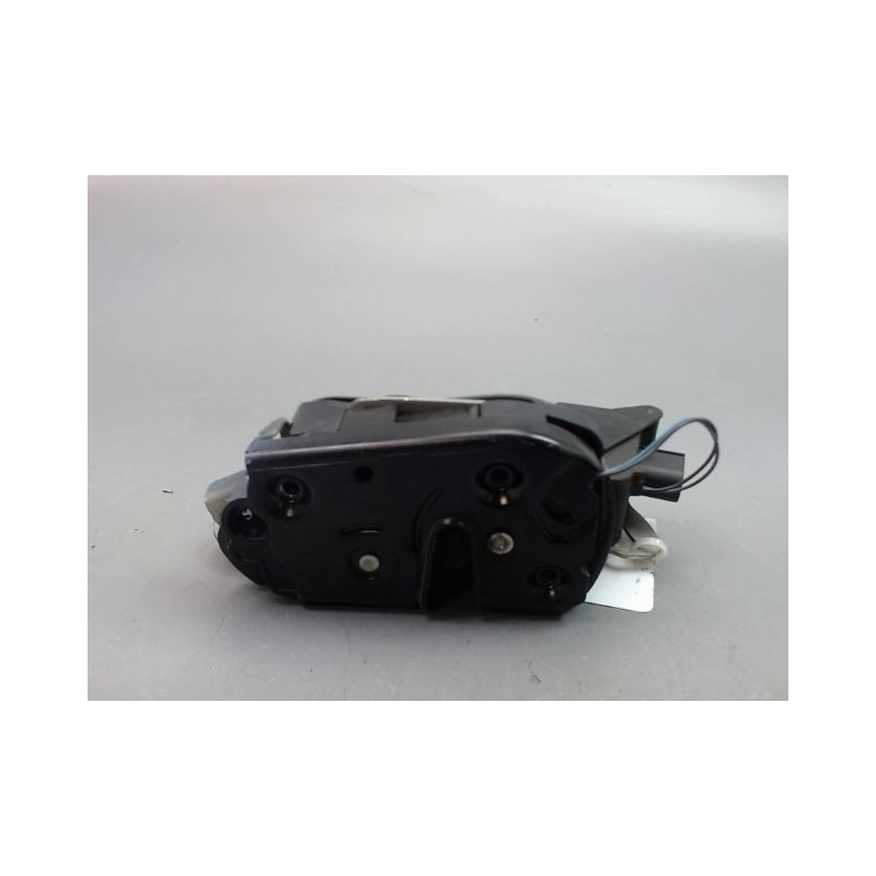 SYSTEME CONDAMNATION AVANT DROIT MERCEDES VITO COMBI COMPACT 03-
