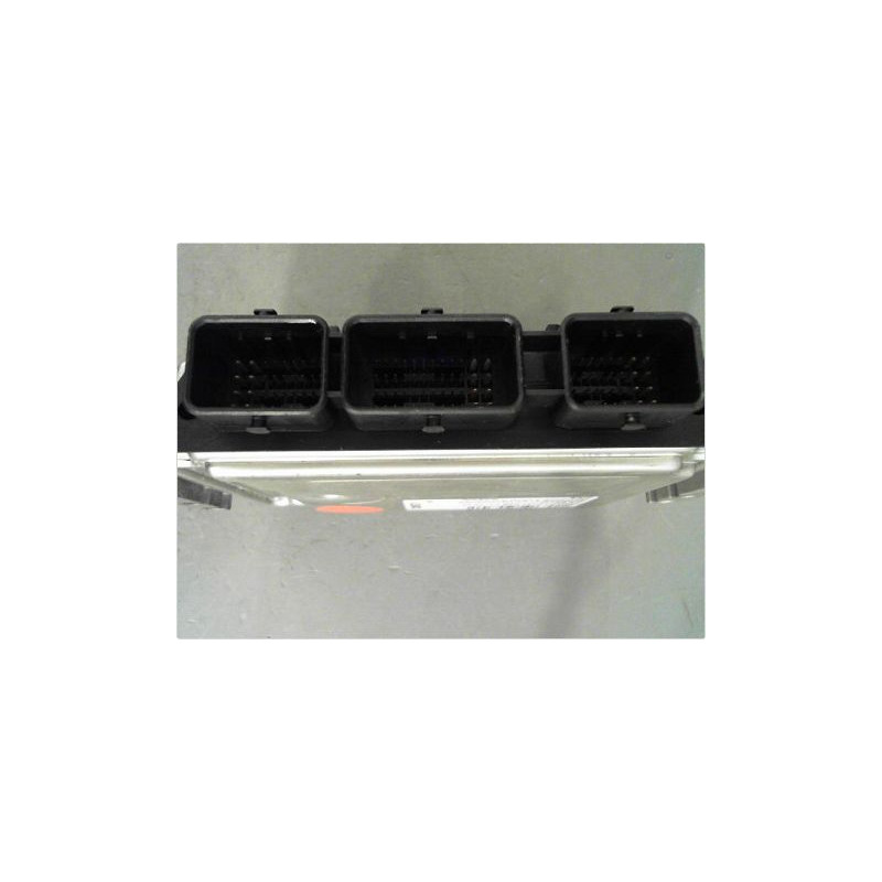 CALCULATEUR MOTEUR RENAULT SCENIC II PH.1 02-06