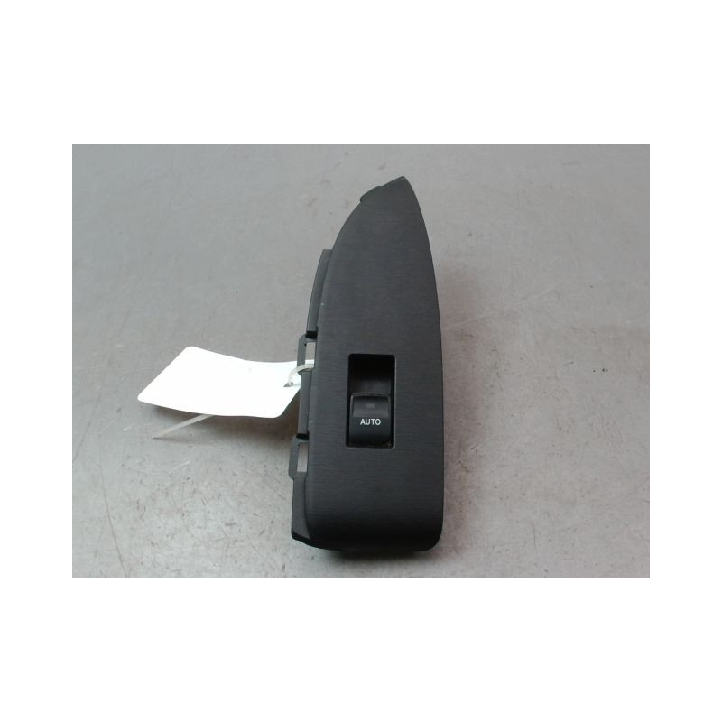 COMMANDE LEVE-GLACE PORTE AVD TOYOTA PRIUS 2004-