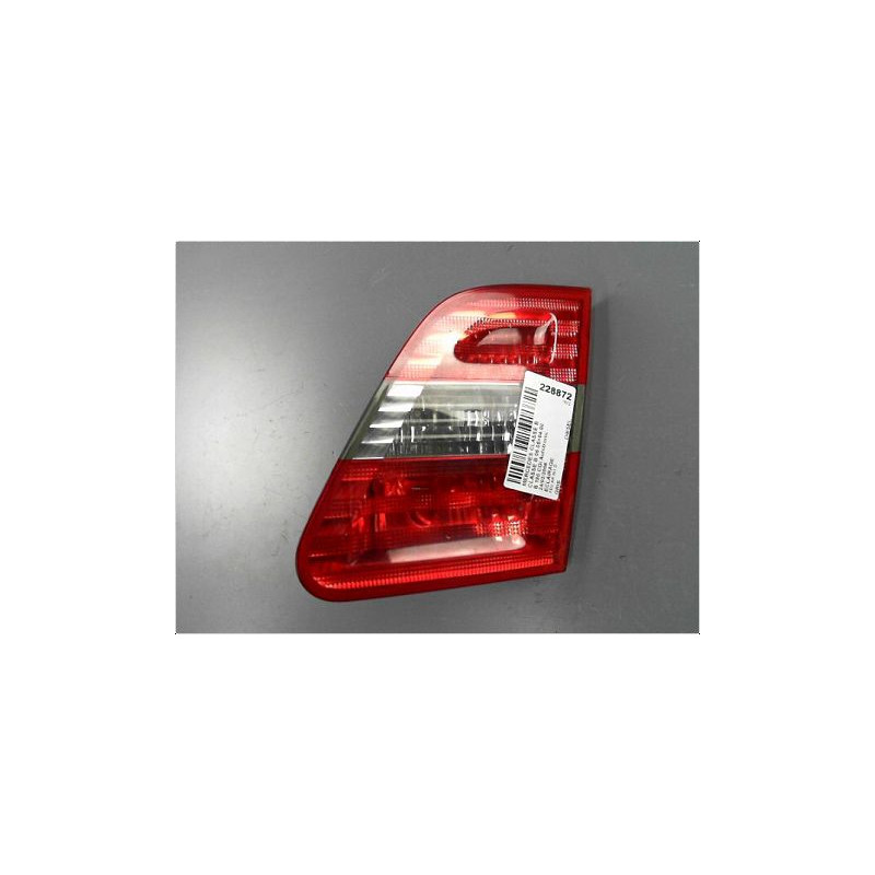FEU ARRIERE INTERIEUR DROIT MERCEDES CLASSE B 05-08