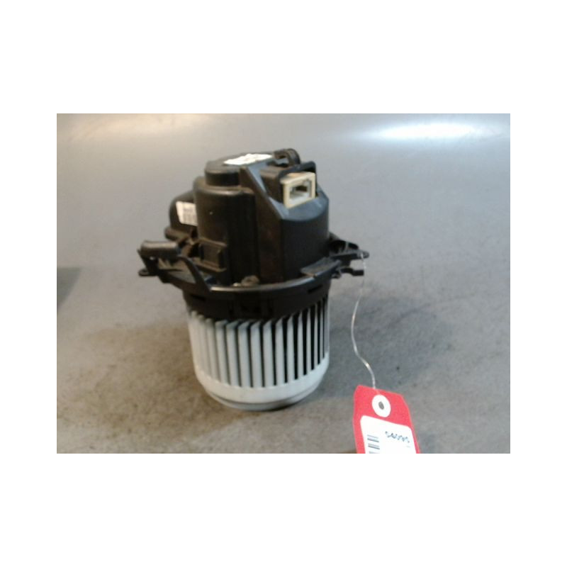 MOTEUR VENTILATEUR CHAUFFAGE RENAULT CLIO