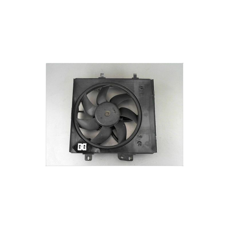 MOTEUR VENTILATEUR RADIATEUR PEUGEOT 207 2011-