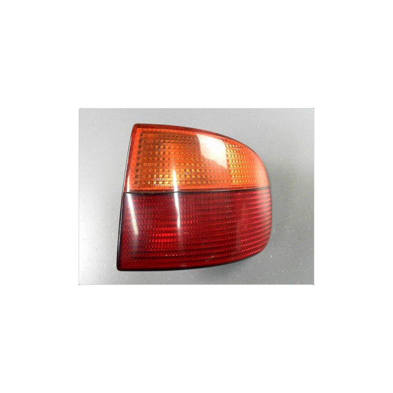 FEU ARRIERE DROIT FIAT PUNTO CABRIOLET 94-00
