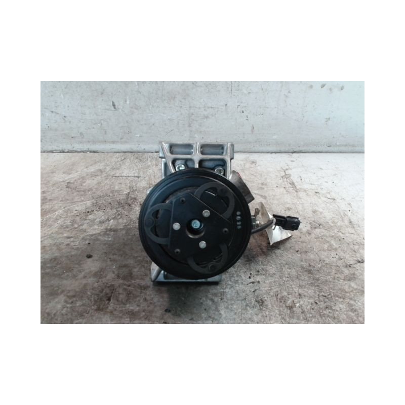 COMPRESSEUR AIR CONDITIONNE DACIA SANDERO 2008-