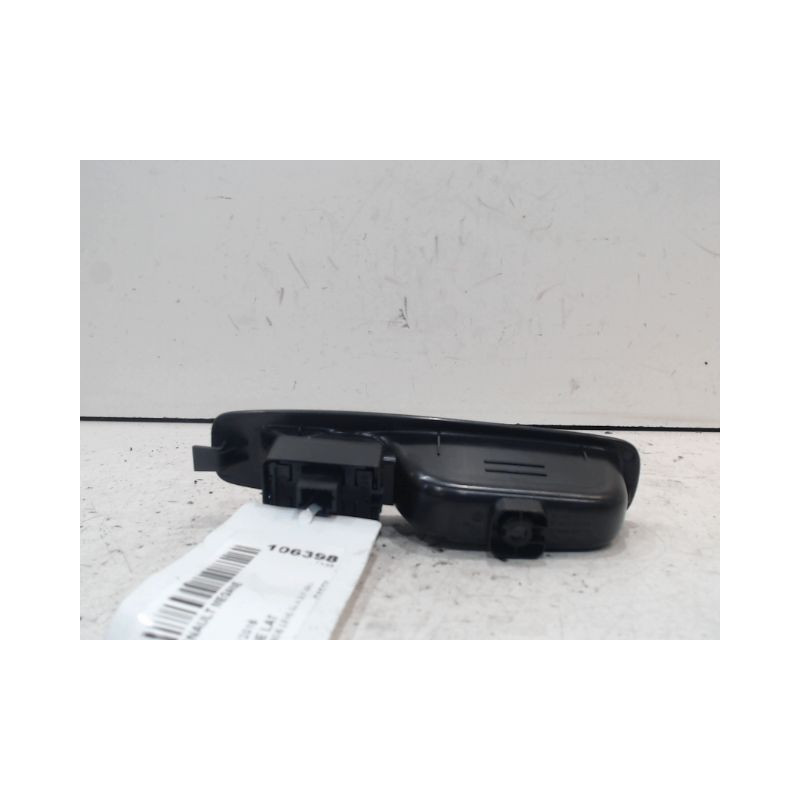 COMMANDE LEVE-GLACE PORTE ARG RENAULT MEGANE