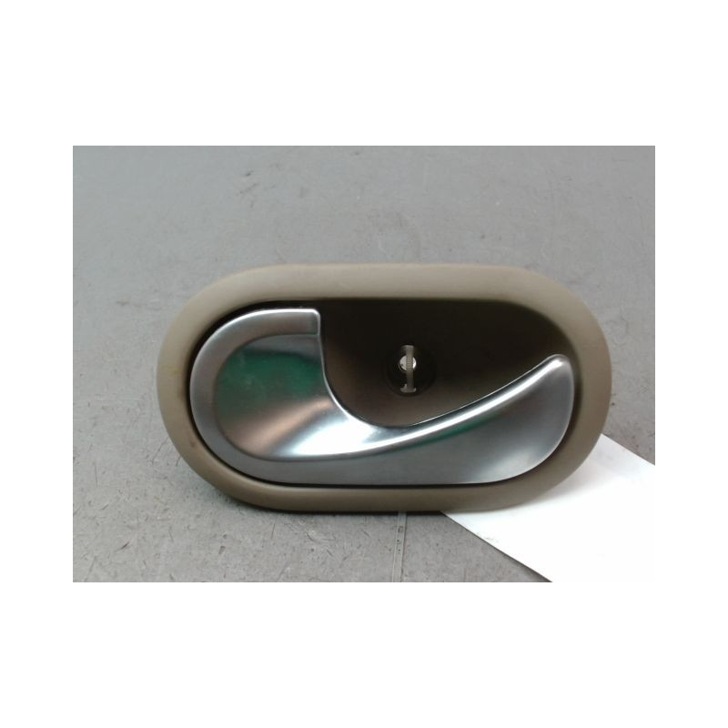 POIGNEE INTERIEURE PORTE ARRIERE GAUCHE RENAULT MODUS Phase 1 2004-2007