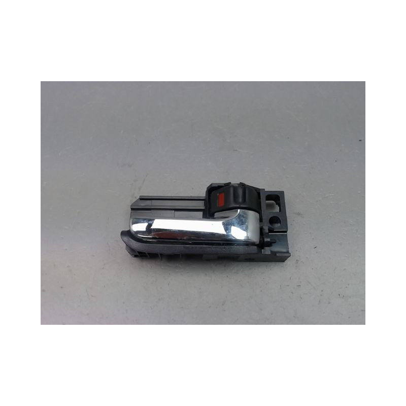 POIGNEE INTERIEURE PORTE ARRIERE DROIT TOYOTA COROLLA X Phase 2 2004-2007