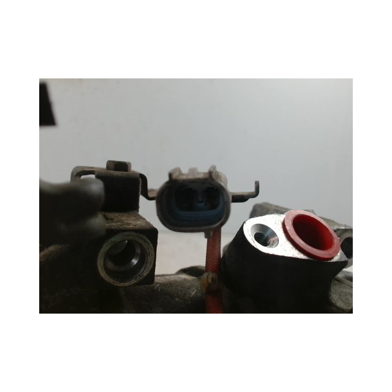 COMPRESSEUR AIR CONDITIONNE TOYOTA YARIS II 2010-