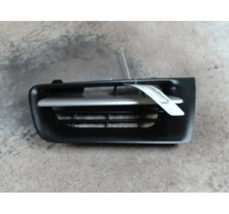 GRILLE CALANDRE G