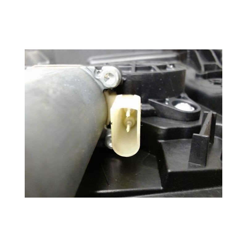 MECANISME+MOTEUR LEVE-GLACE ARRIERE DROIT FORD FUSION