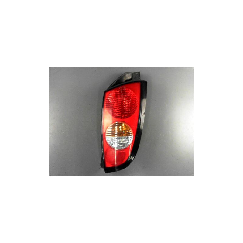 FEU ARRIERE DROIT HYUNDAI ATOS PRIME PH2 -01