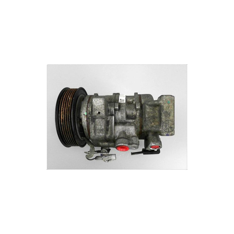 COMPRESSEUR AIR CONDITIONNE TOYOTA HILUX  X-TRA CABINE