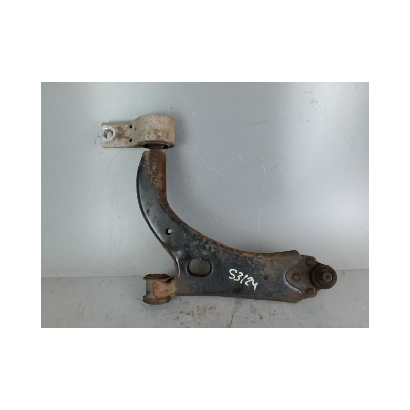 TRIANGLE INFERIEUR AVANT GAUCHE FORD FIESTA