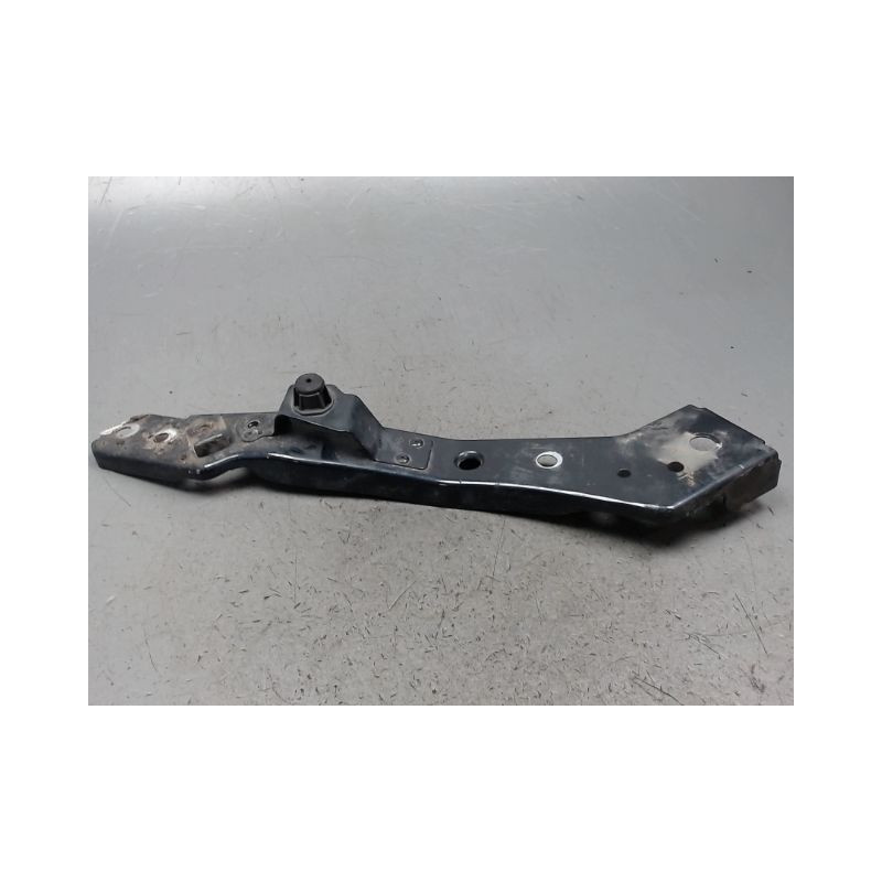 SUPPORT PHARE DROIT RENAULT MEGANE