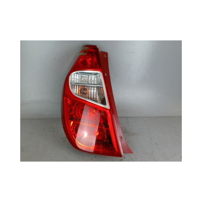 FEU ARRIERE GAUCHE  HYUNDAI I10