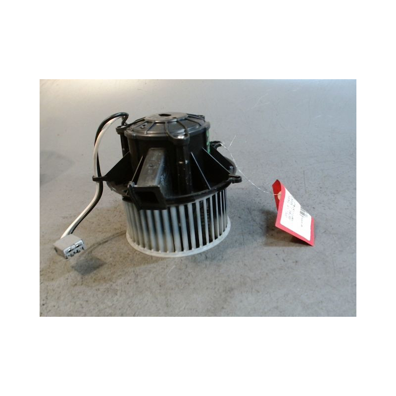 MOTEUR VENTILATEUR CHAUFFAGE OPEL ASTRA